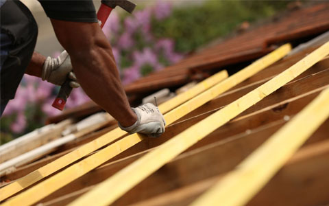 TARIFS TOITURES, ZINGUERIES ET CHARPENTERIES À LA PORTÉE DE TOUS